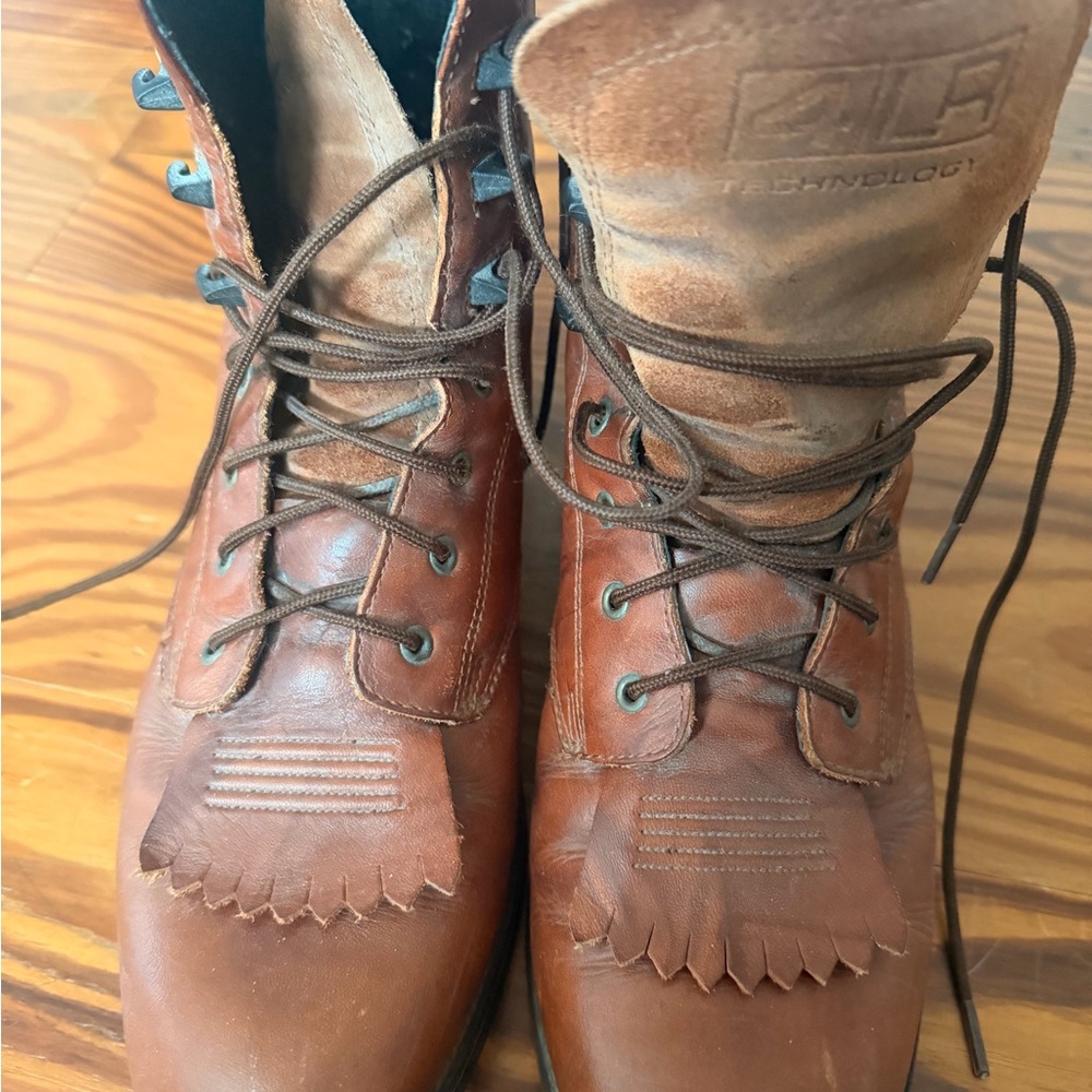 Ariat boots - Picture 2 of 5